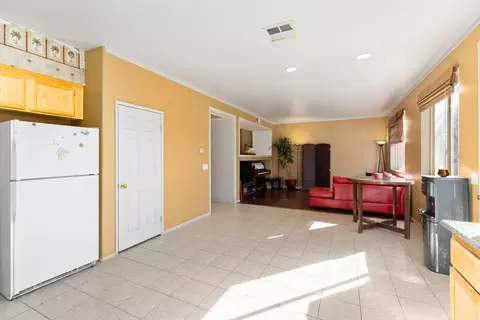 38743 37th St E, Palmdale, CA 93550 photo 14