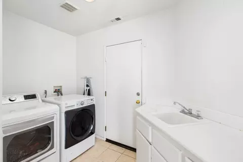 38743 37th St E, Palmdale, CA 93550 photo 32