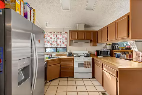 25120 Abacus Ave, Lancaster, CA 93536 photo 13