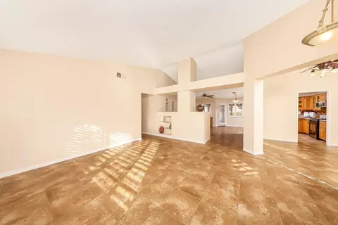 44318 27th St W, Lancaster, CA 93536 photo 5