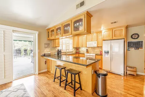 18041 Bold Venture Dr, Tehachapi, CA 93561 photo 11