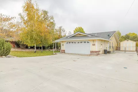 18041 Bold Venture Dr, Tehachapi, CA 93561 photo 3