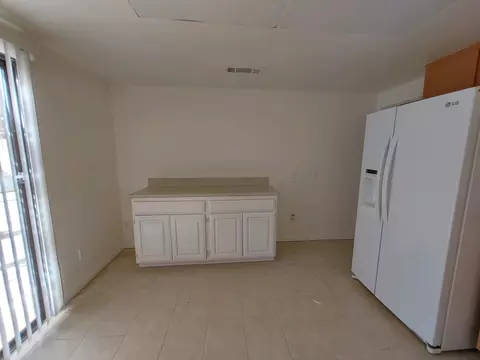 3236 Ave S-4, Palmdale, CA 93552 photo 9