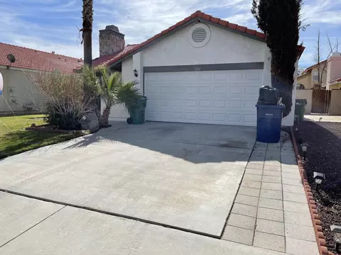 3236 Ave S-4, Palmdale, CA 93552 photo 3