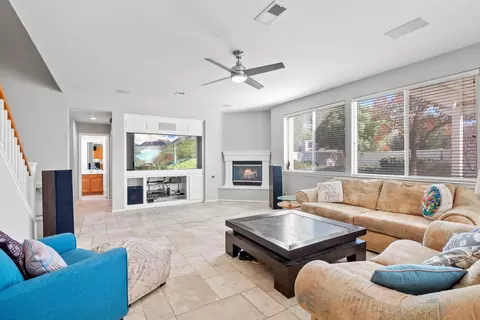 42340 Ridge View Dr, Lancaster, CA 93536 photo 9