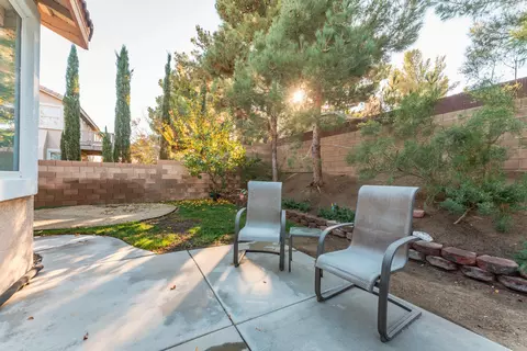 328 Bogie St, Palmdale, CA 93551 photo 20