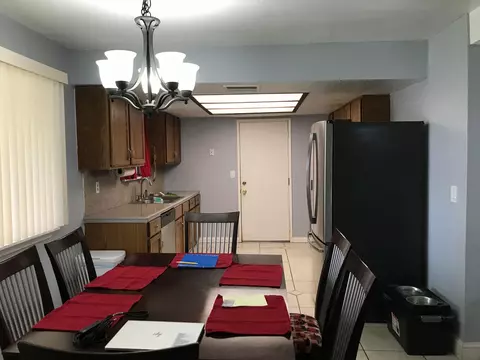 21950 Berne St, Tehachapi, CA 93561 photo 5