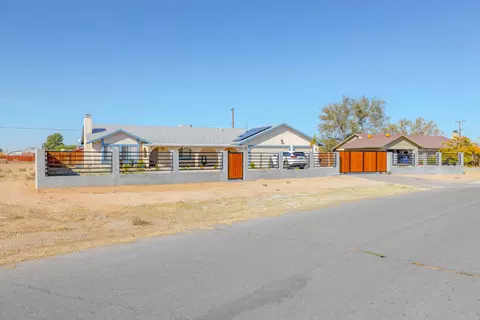 12728 Running Deer Rd, Apple Valley, CA 92308 photo 1