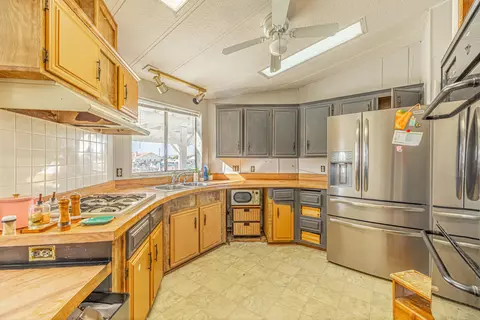 42729 22nd St W, Lancaster, CA 93536 photo 7