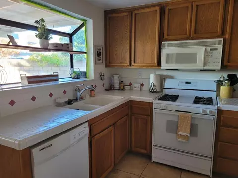 3141 Softwood Ct, Lancaster, CA 93536 photo 10