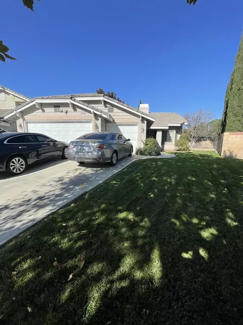 3141 Softwood Ct, Lancaster, CA 93536 photo 1