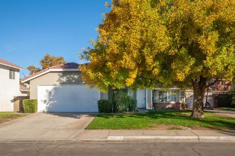43708 16th St E, Lancaster, CA 93535 photo 1