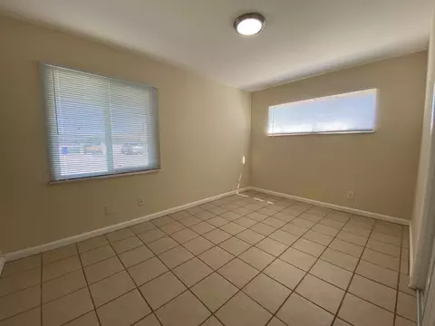 332 Kildare St E, Lancaster, CA 93535 photo 15