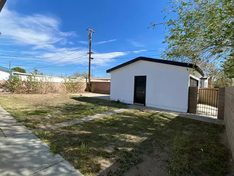 332 Kildare St E, Lancaster, CA 93535 photo 20