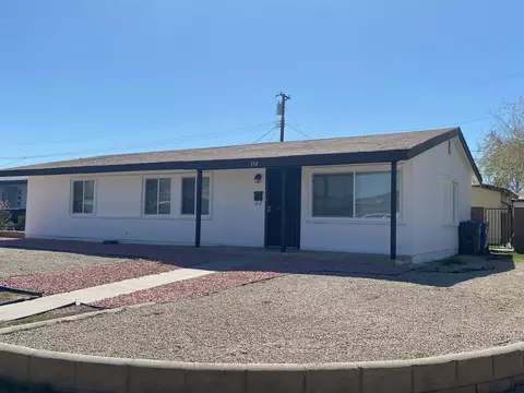 332 Kildare St E, Lancaster, CA 93535 photo 1