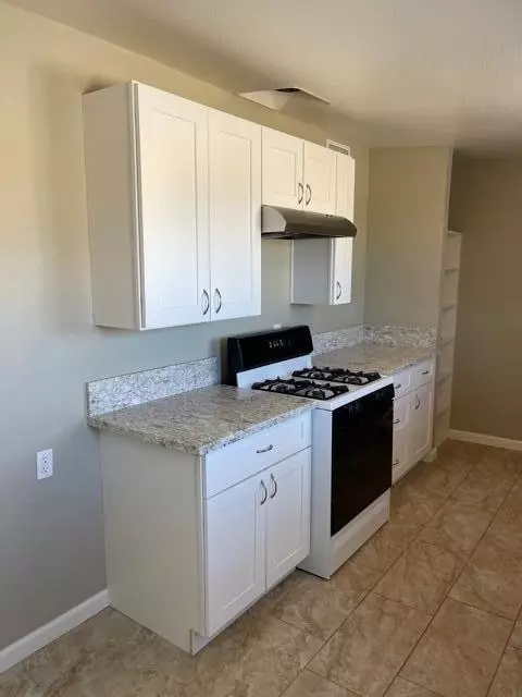 13312 Gilbert St, North Edwards, CA 93523 photo 3