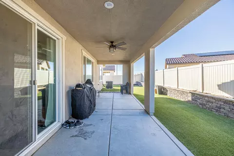 4431 Jackman St W, Lancaster, CA 93536 photo 28