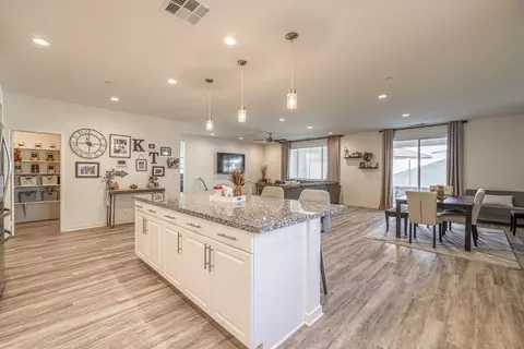 4431 Jackman St W, Lancaster, CA 93536 photo 4