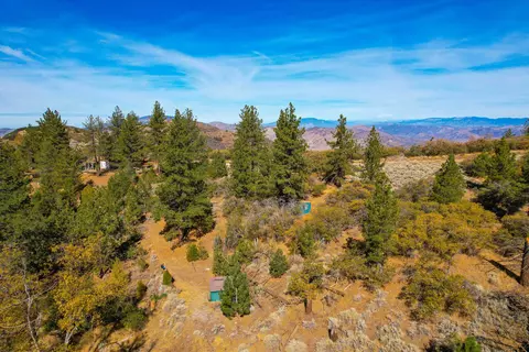 17021 Matterhorn Dr, Tehachapi, CA 93561 photo 24