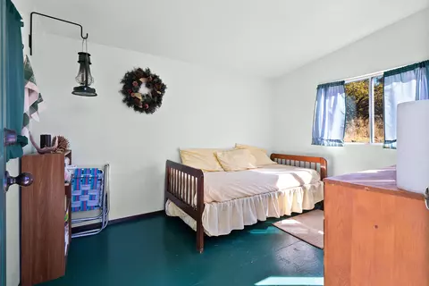 17021 Matterhorn Dr, Tehachapi, CA 93561 photo 4