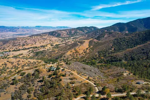 17021 Matterhorn Dr, Tehachapi, CA 93561 photo 14