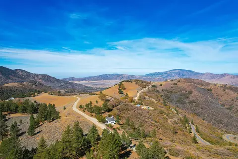 17021 Matterhorn Dr, Tehachapi, CA 93561 photo 29