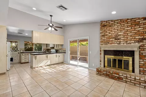 43748 Secure Pl, Lancaster, CA 93536 photo 10