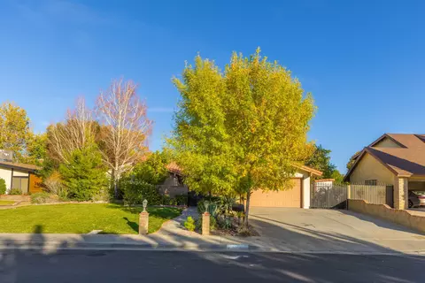 43748 Secure Pl, Lancaster, CA 93536 photo 1