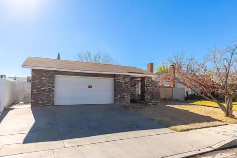 600 Ave J 4 E, Lancaster, CA 93535 photo 2