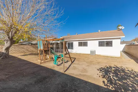 600 Ave J 4 E, Lancaster, CA 93535 photo 25