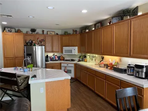 4782 Jade Ct, Lancaster, CA 93536 photo 11