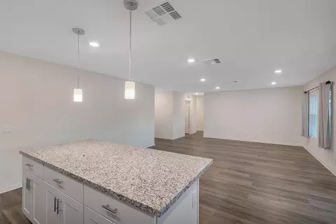 44653 Aspen St, Lancaster, CA 93535 photo 11
