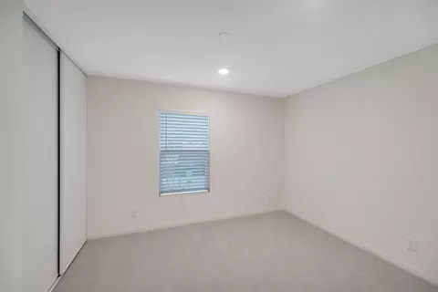 44653 Aspen St, Lancaster, CA 93535 photo 24
