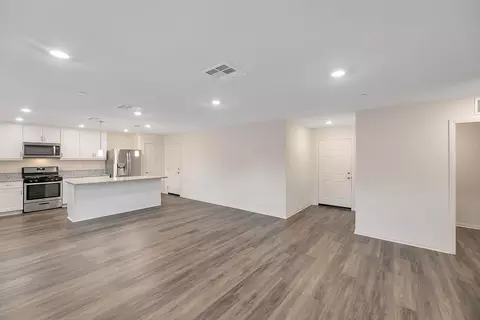 44653 Aspen St, Lancaster, CA 93535 photo 7