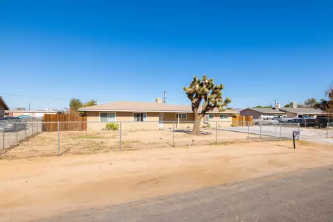 22144 Kayenta Rd, Apple Valley, CA 92308 photo 3
