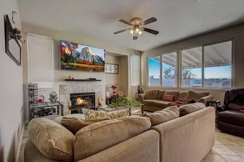 4612 Trojan Ct, Lancaster, CA 93536 photo 17