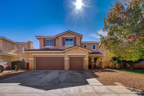 4612 Trojan Ct, Lancaster, CA 93536 photo 2