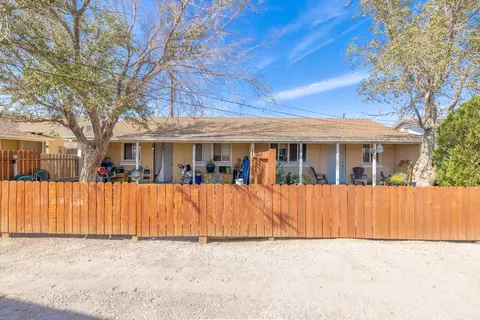 15661 M St, Mojave, CA 93501 photo 6