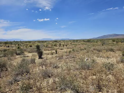 0 250th St W, Rosamond, CA 93560