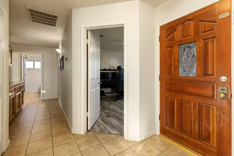 1001 Hickory Ave, Tehachapi, CA 93561 photo 12