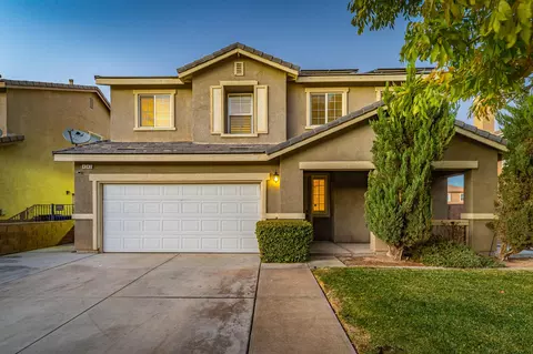 4243 Jonathon St, Lancaster, CA 93536 photo 1