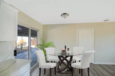 15623 Valeport Ave, Lancaster, CA 93535 photo 6