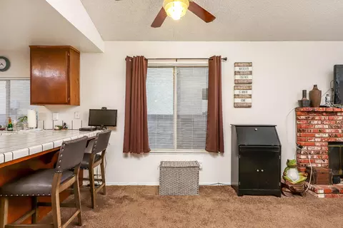 752 Ave J 9 E, Lancaster, CA 93535 photo 12