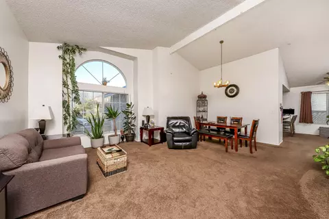 752 Ave J 9 E, Lancaster, CA 93535 photo 6