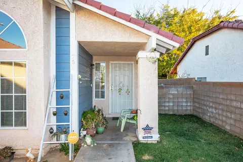 752 Ave J 9 E, Lancaster, CA 93535 photo 4