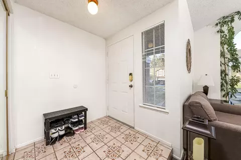 752 Ave J 9 E, Lancaster, CA 93535 photo 5