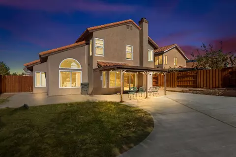 3326 Thomas Ave, Palmdale, CA 93550 photo 2