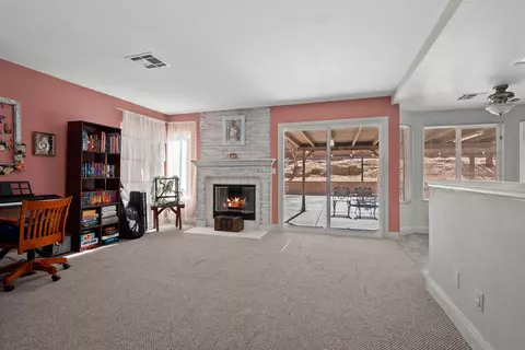 3326 Thomas Ave, Palmdale, CA 93550 photo 9