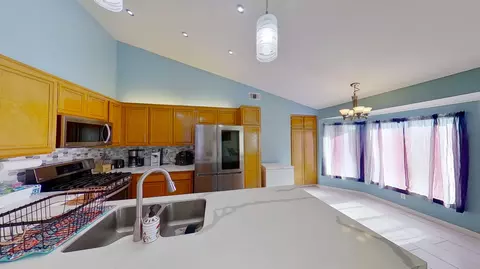 2024 Ogden Ln, Lancaster, CA 93535 photo 13