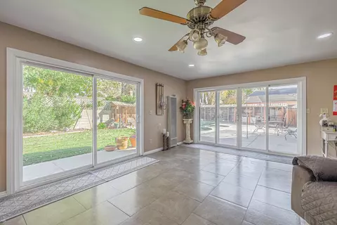 43754 Sentry Ln, Lancaster, CA 93536 photo 29